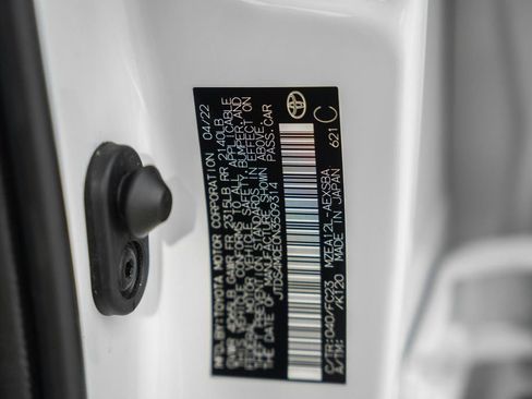 Used 2022 Toyota Corolla SE FWD image 32