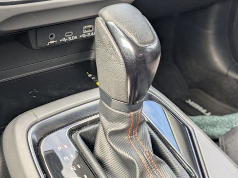 Used 2024 Subaru Crosstrek 2.5i Limited image 8