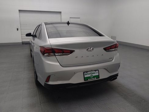 Used 2018 Hyundai Sonata Limited w/ Ultimate Package 07 FWD image 6