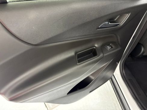 Used 2024 Chevrolet Equinox LT FWD image 22