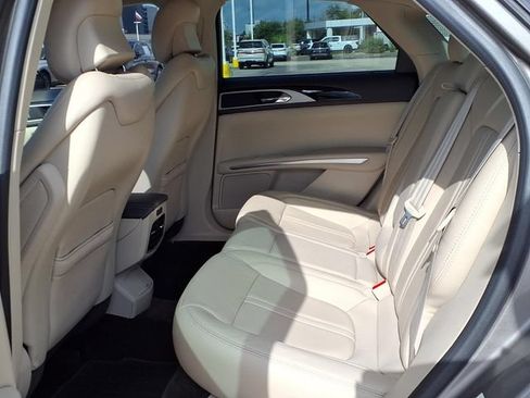 Used 2016 Lincoln MKZ w/ Equipment Group 300A Reserve FWD image 5