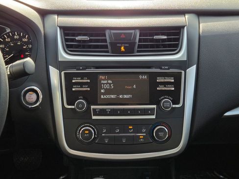 Used 2016 Nissan Altima 2.5 SR image 16