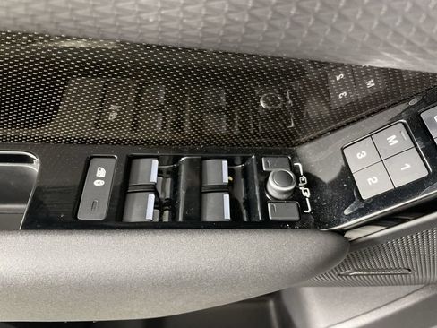 Used 2023 Land Rover Range Rover Velar R-Dynamic S AWD/4WD image 24