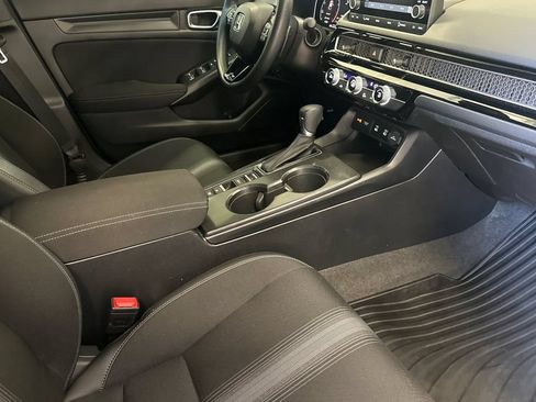 Used 2025 Honda Civic Sport image 15
