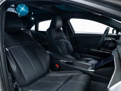 Used 2022 Lucid Air Grand Touring image 23