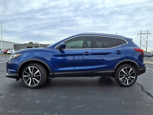 Used 2019 Nissan Rogue Sport SL w/ Premium Package image 31