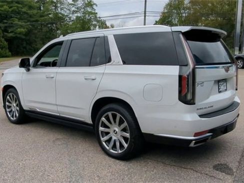 Used 2022 Cadillac Escalade Premium Luxury Platinum image 6