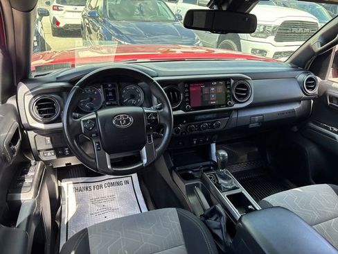Used 2021 Toyota Tacoma TRD Off-Road AWD/4WD image 13