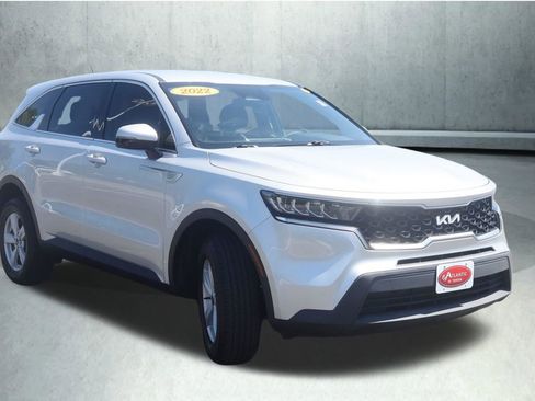 Used 2022 Kia Sorento LX AWD/4WD image 15