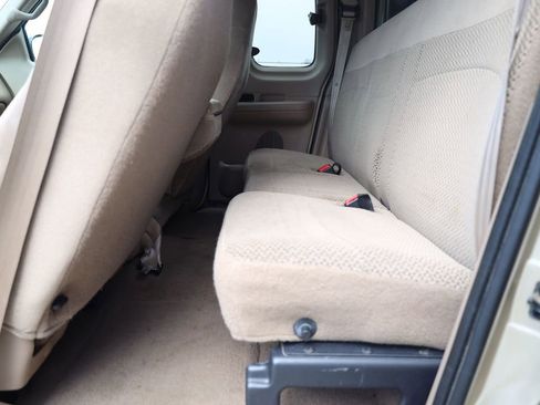 Used 1999 Ford F150 XLT AWD/4WD image 17