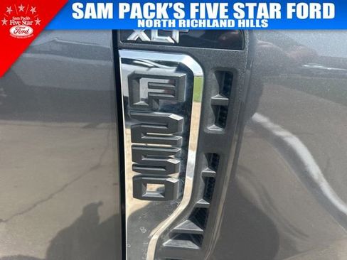 Used 2024 Ford F250 XLT w/ FX4 Off-Road Package AWD/4WD image 4