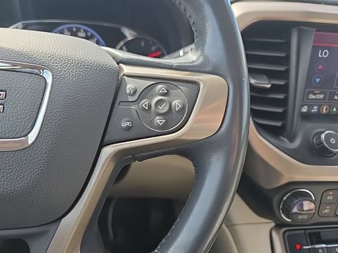 Used 2022 GMC Acadia Denali w/ GMC Pro Grade Package AWD/4WD image 15