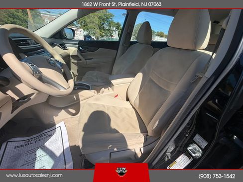 Used 2014 Nissan Rogue S AWD/4WD image 14