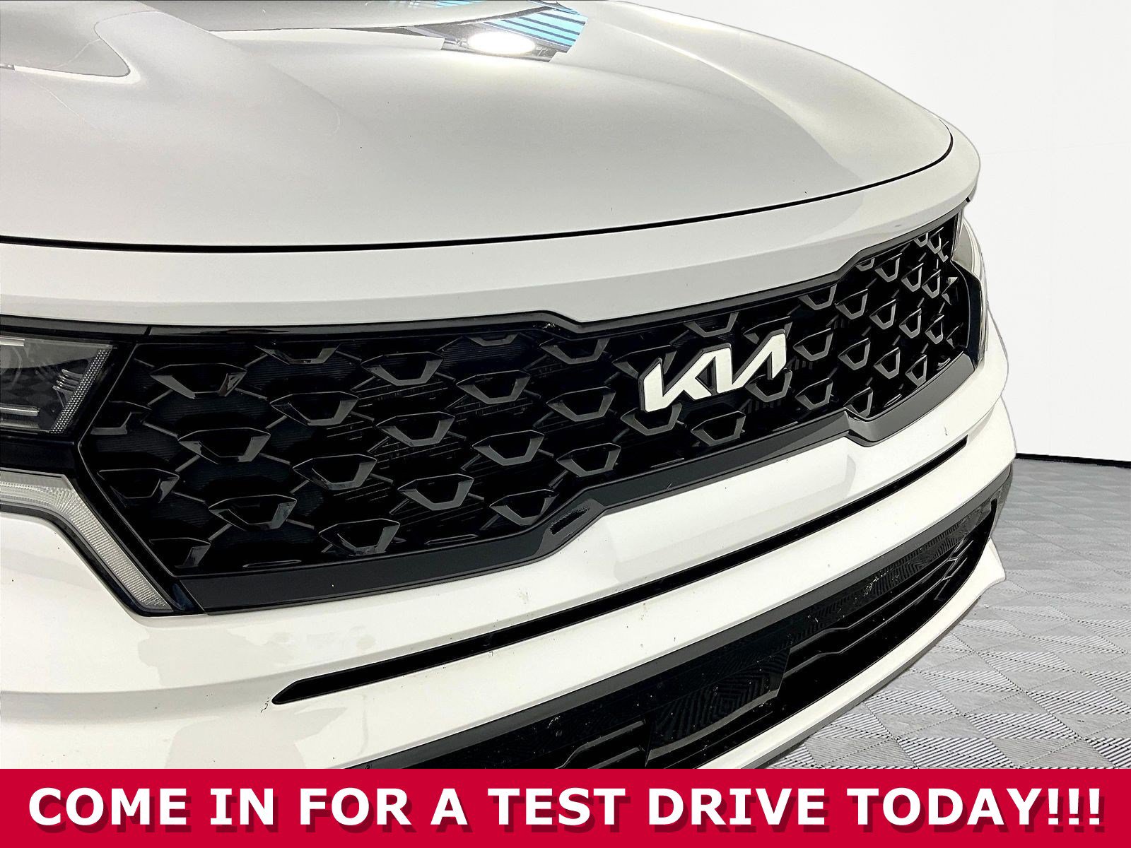 Used 2023 Kia Sorento SX AWD/4WD image 32