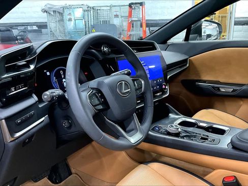 Used 2023 Lexus RZ 450e Premium w/ Technology Package image 17