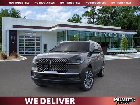 New 2026 Lincoln Navigator Reserve image 2