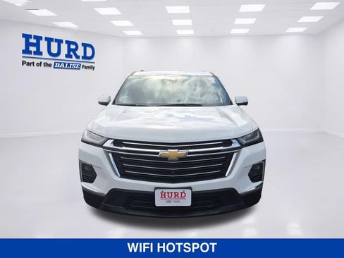 Used 2023 Chevrolet Traverse LT w/ LT Premium Package AWD/4WD image 9