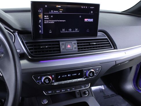 Used 2021 Audi Q5 Prestige image 27