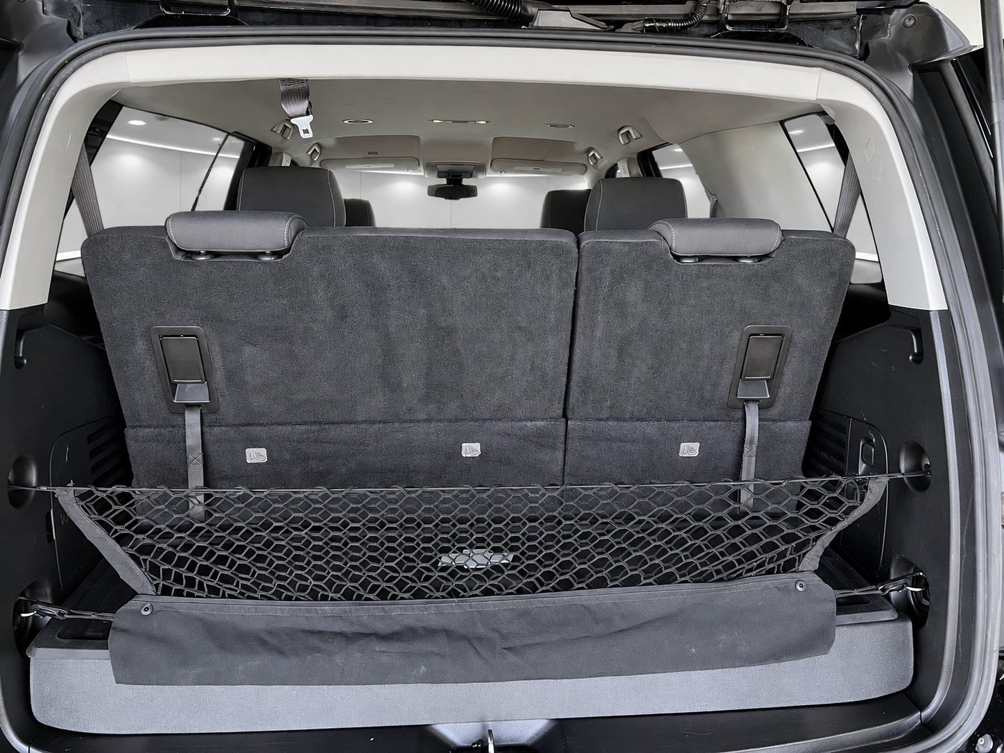 Used 2017 Chevrolet Tahoe LS w/ All-Season Package AWD/4WD image 25