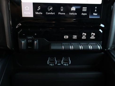 New 2026 RAM 2500 Big Horn AWD/4WD image 24