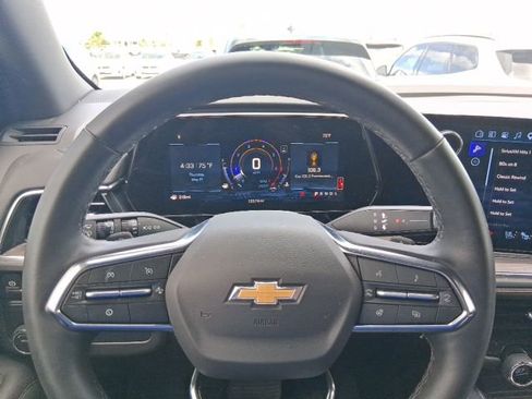 Used 2025 Chevrolet Tahoe Premier RWD image 8