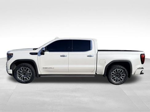 Used 2024 GMC Sierra 1500 Denali Ultimate AWD/4WD image 8