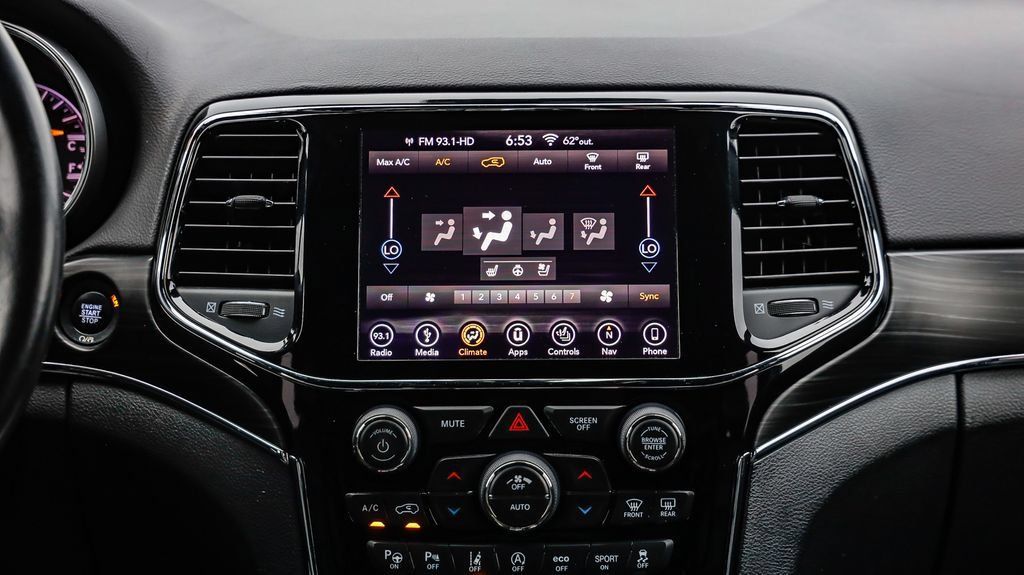 Used 2019 Jeep Grand Cherokee Limited w/ Luxury Group II RWD image 17