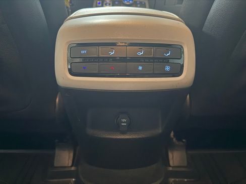 Used 2020 Hyundai Palisade SE image 19