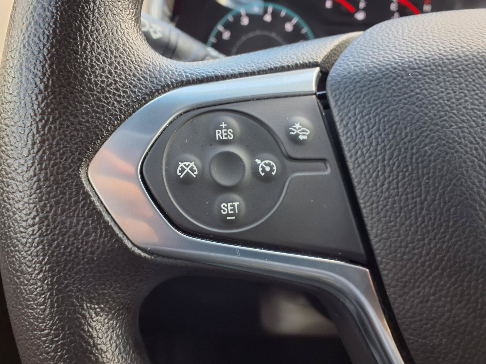 Used 2023 Chevrolet Traverse LS w/ Safety Package FWD image 15