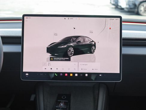 Used 2025 Tesla Model 3 Long Range image 14