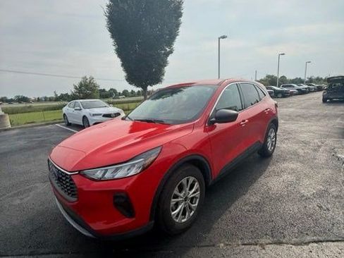 Used 2024 Ford Escape Active FWD image 17