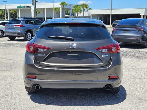 Used 2018 MAZDA MAZDA3 Touring FWD image 6