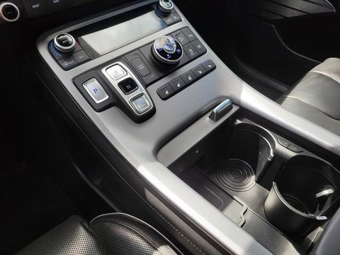 Used 2024 Hyundai Palisade Calligraphy image 30