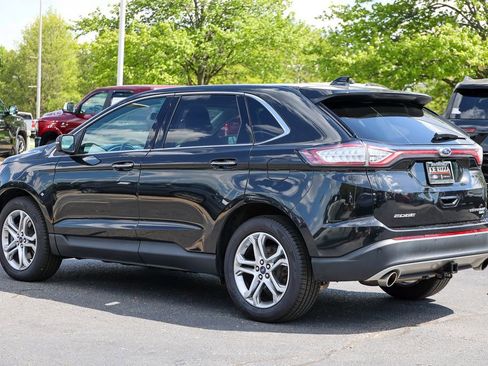 Used 2015 Ford Edge Titanium w/ Equipment Group 301A AWD/4WD image 17