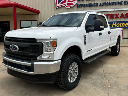 Used 2022 Ford F250 XL w/ Power Equipment Group AWD/4WD image 1