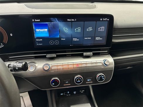 Used 2024 Hyundai Kona SE image 27