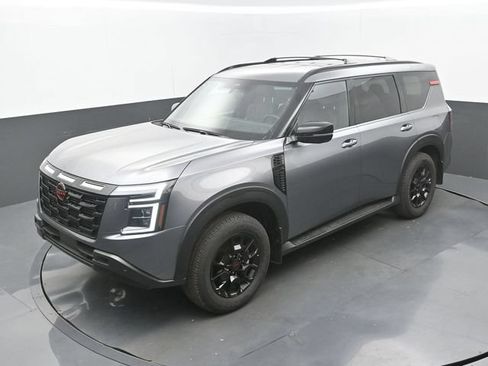 Used 2026 Nissan Armada PRO-4X w/ Captain's Chari Seat Package AWD/4WD image 16