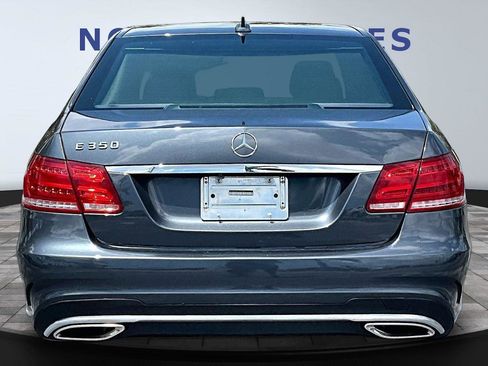 Used 2014 Mercedes-Benz E 350 4MATIC Sedan image 5