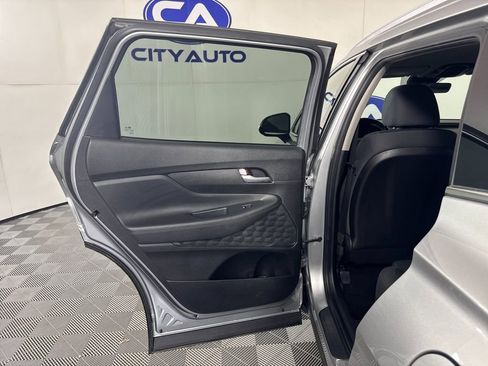 Used 2023 Hyundai Santa Fe SEL FWD image 31