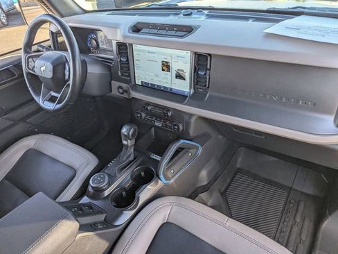 Used 2024 Ford Bronco Wildtrak image 12