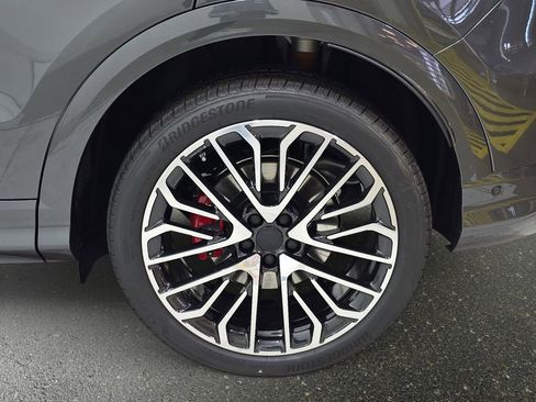 New 2026 Audi SQ5 Prestige image 33