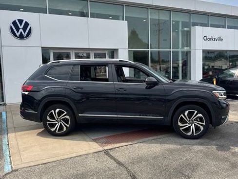 Used 2023 Volkswagen Atlas SEL AWD/4WD image 4