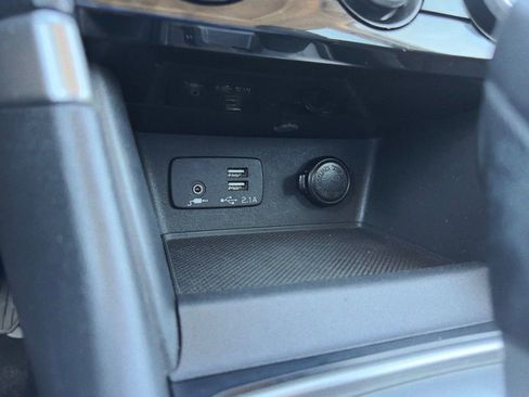 Used 2021 Subaru Forester Premium image 13