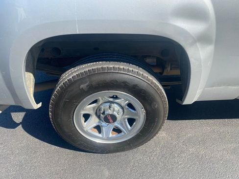 Used 2011 GMC Sierra 1500 W/T RWD image 23