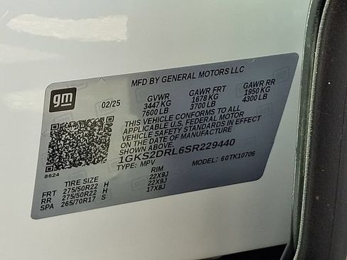 Used 2025 GMC Yukon Denali AWD/4WD image 29