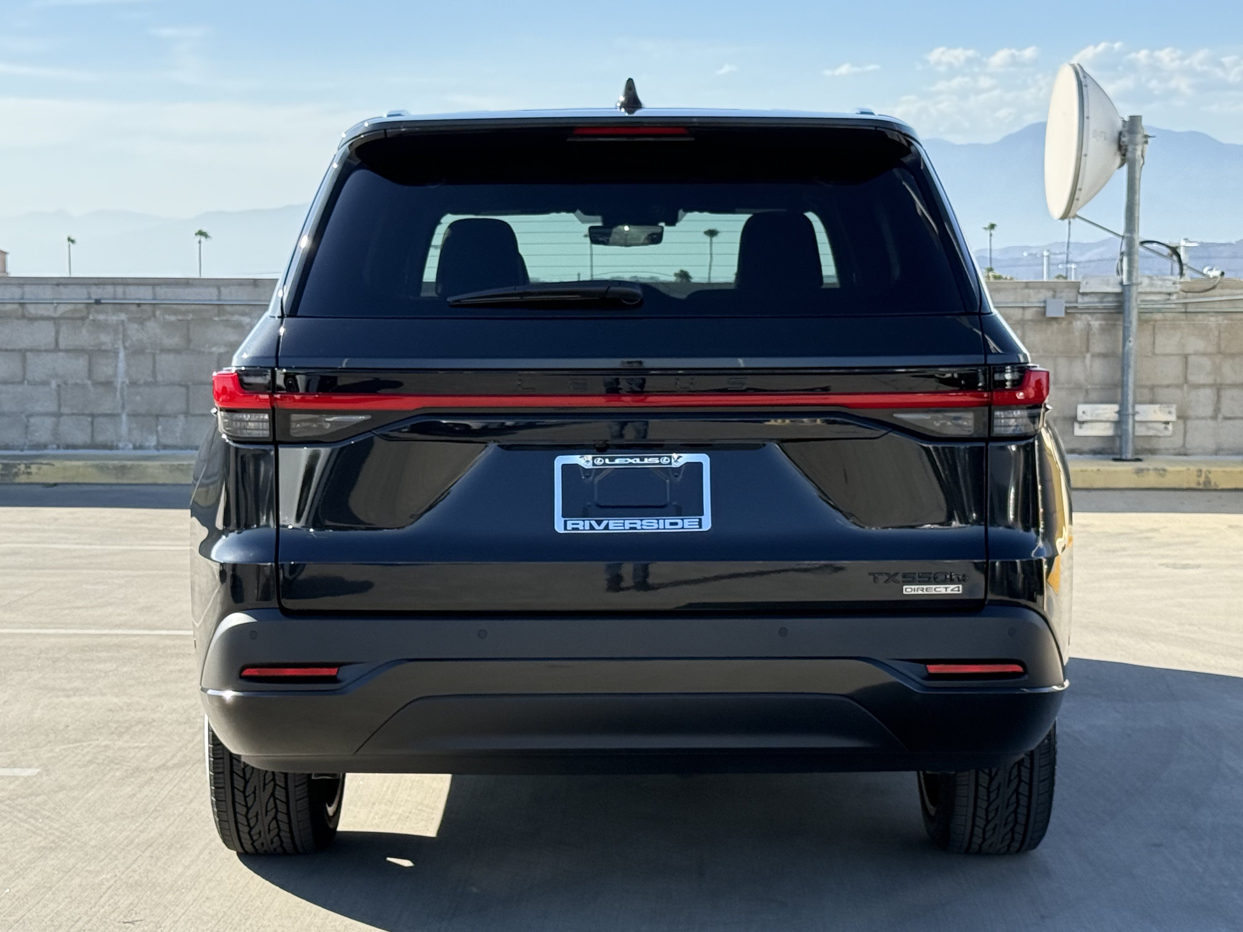 New 2026 Lexus TX 550h AWD Plug-In Hybrid w/ Technology Package image 11
