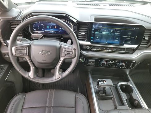 Used 2024 Chevrolet Silverado 1500 High Country w/ Midnight Edition image 9