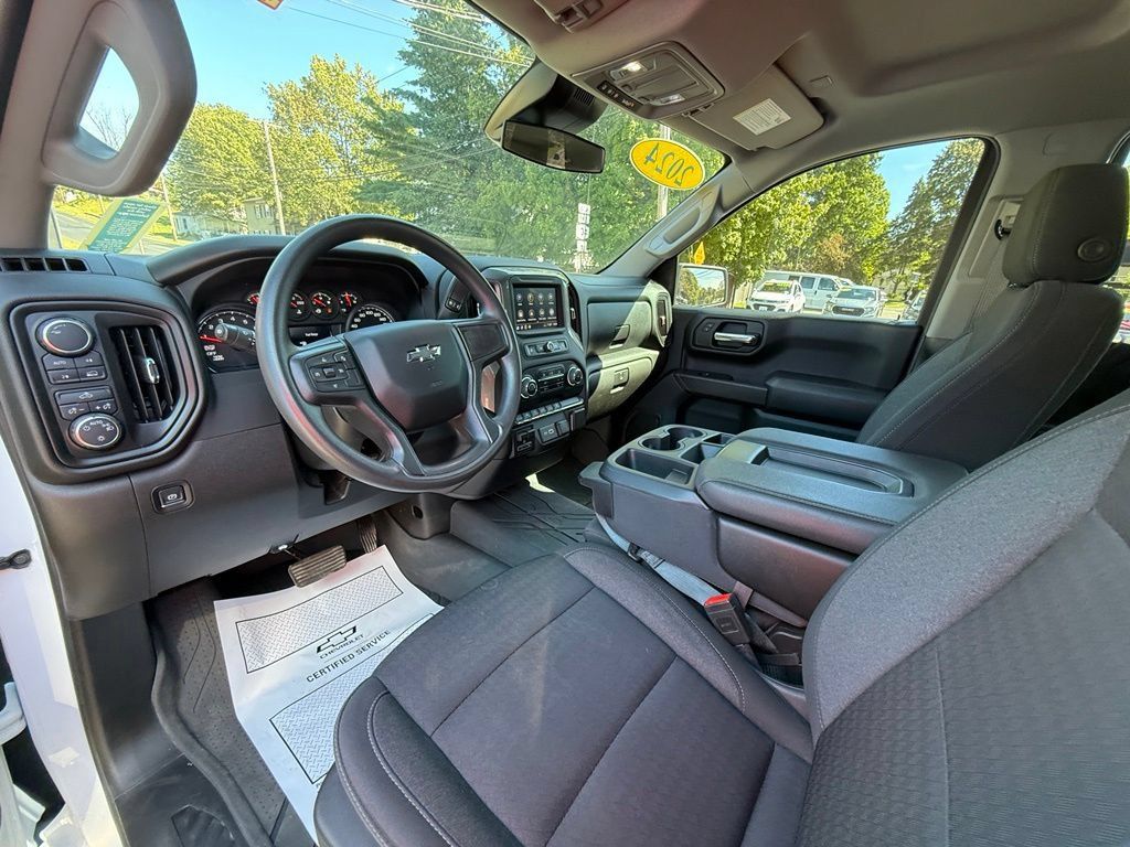 Used 2024 Chevrolet Silverado 1500 Custom w/ Rally Edition AWD/4WD image 17