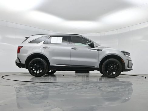 Used 2022 Kia Sorento SX AWD/4WD image 55