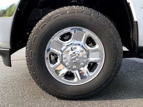 Used 2022 RAM 2500 Tradesman AWD/4WD image 9